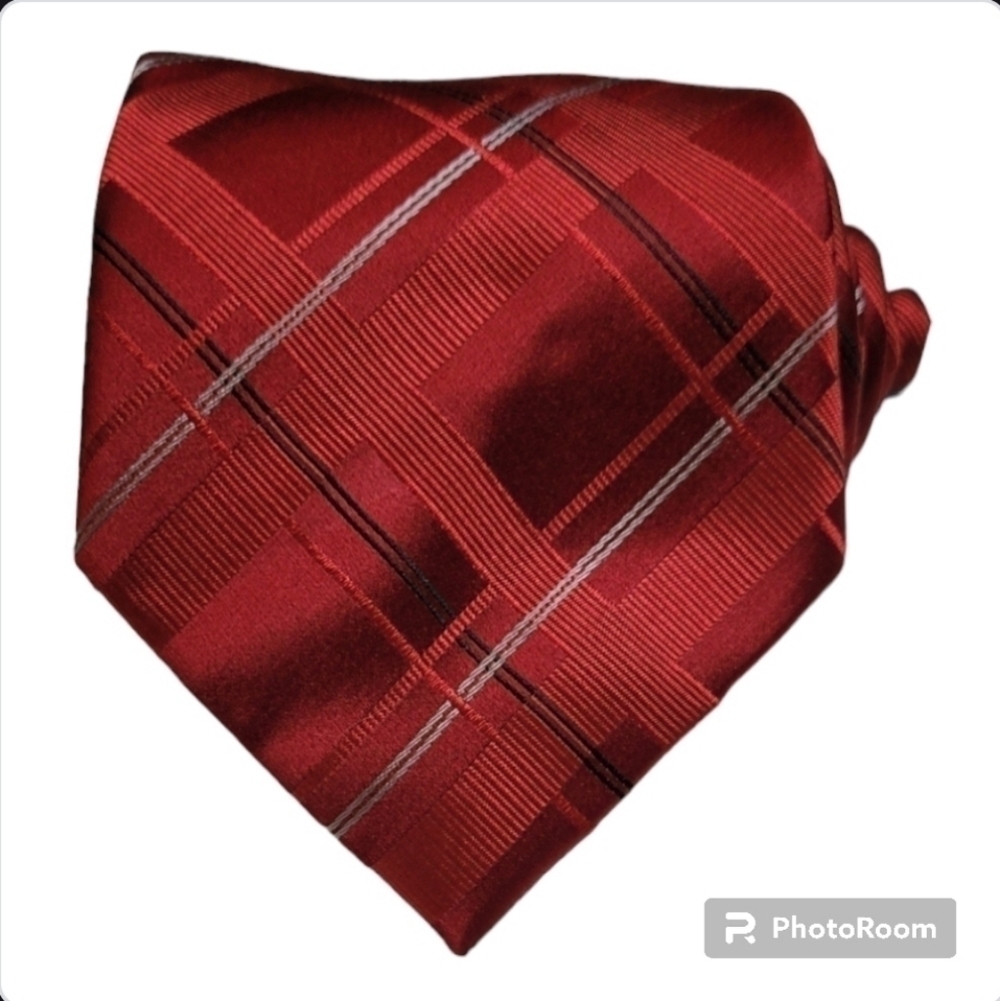 Donald J. Trump Signature Collection Red Plaid Necktie Men’s Tie